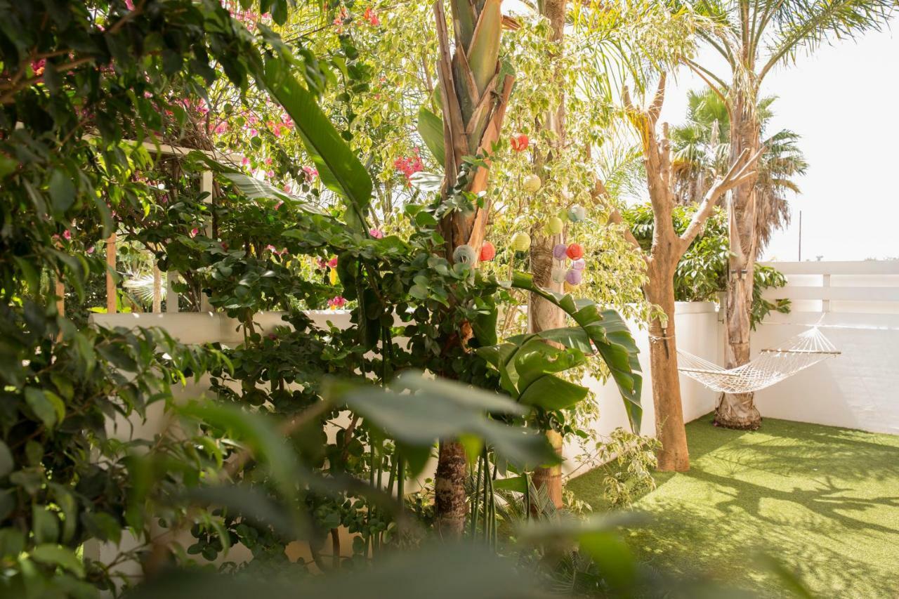 Million Flowers Protaras Exterior foto