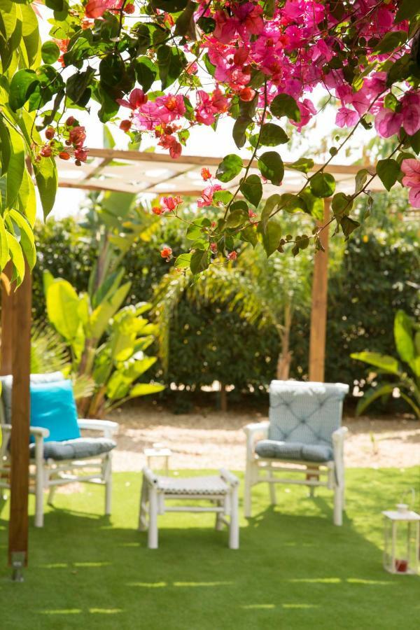 Million Flowers Protaras Exterior foto