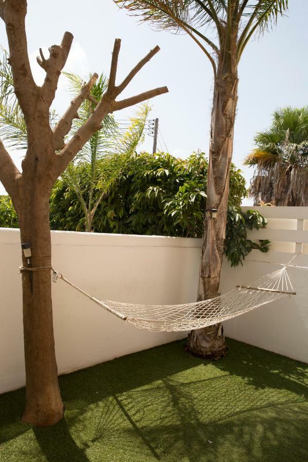 Million Flowers Protaras Exterior foto